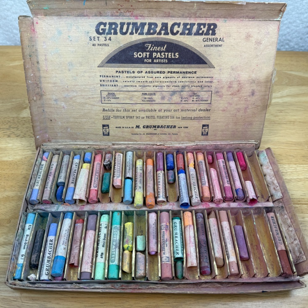 Grumbacher Set 34 Vintage Soft Pastels for Artists General Assortment 40 Count